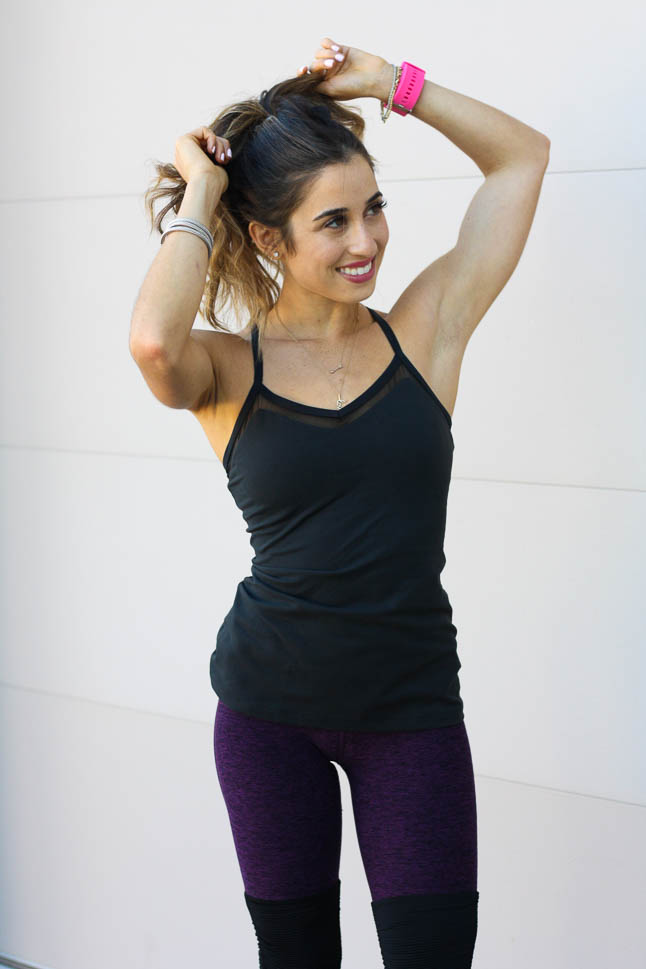 Beyond Yoga- our favorite comfy workout outfit for running to the gym or running errands| adoubledose.com