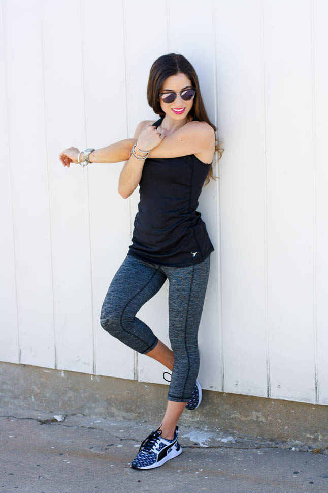 etting Active with Old Navy - a cute and comfy outfit that can be taken from the gym to errands or brunch | adoubledose.com