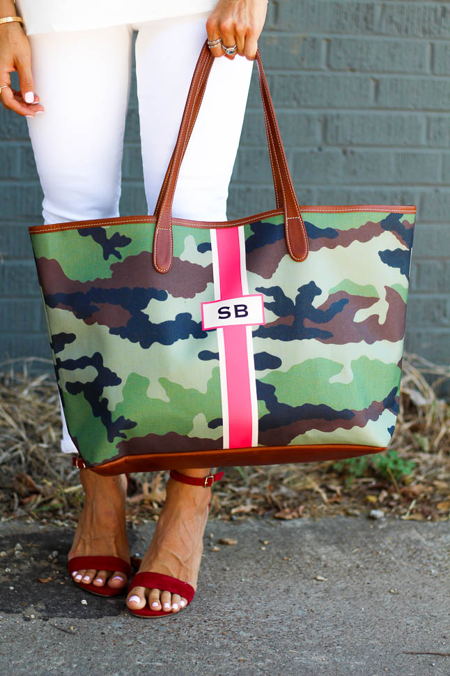 The Perfect Tote with Barrington Gifts | adoubledose.com