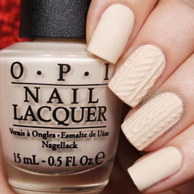 fashion and lifestyle bloggers alexis belbel and samantha belbel share their favorite fall nail colors : OPI My Vampire Is Buff