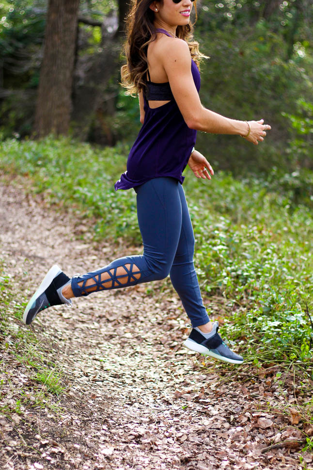 Lace Up Workout Leggings | adoubledose.com