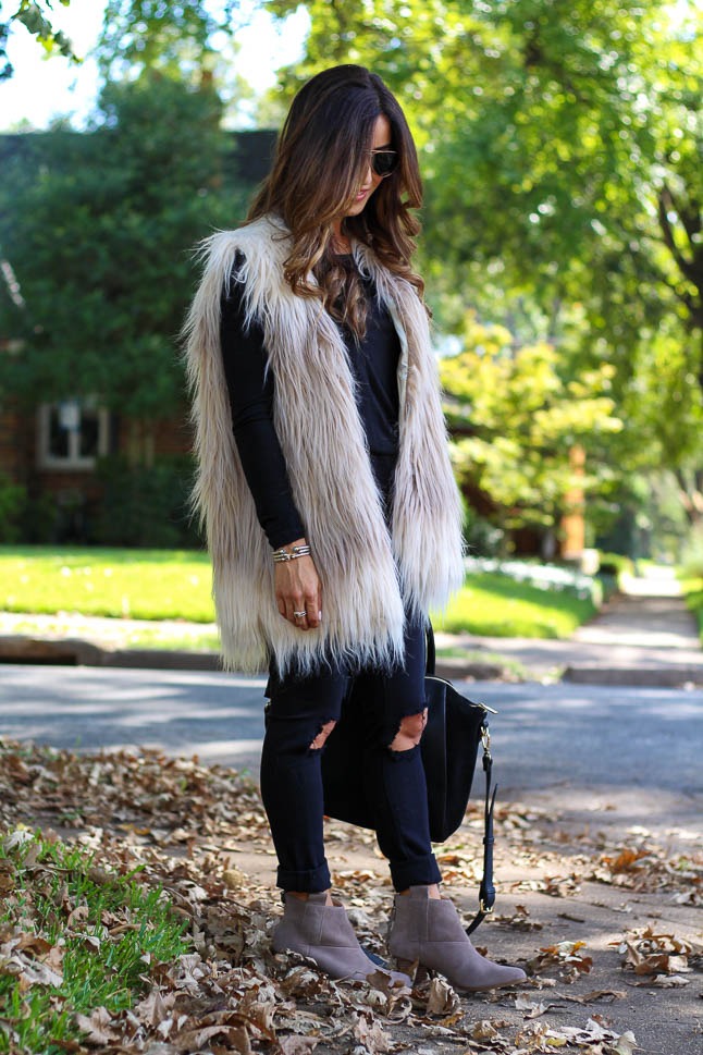 How To Style A Faux Fur Vest | adoubledose.com