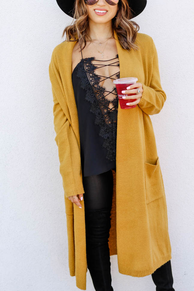 How To Style A Duster Cardigan For Petites | adoubledose.com