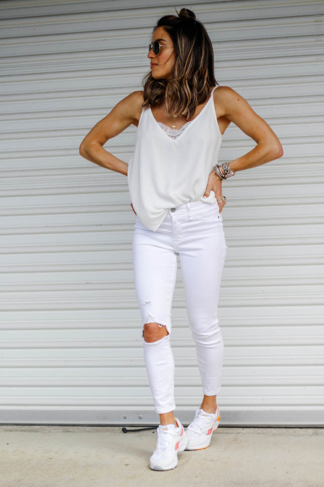 How To Style White Sneakers | adoubledose.com