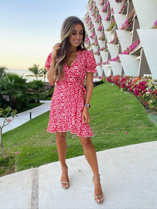lifestyle and fashion bloggers alexis and samantha belbel share their experience and stay at Grand Velas Los Cabos Resort and the wellnessing getaway retreat | adoubledose.com