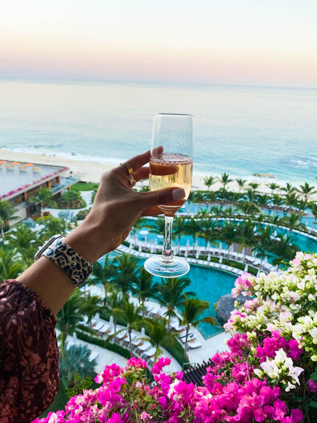 lifestyle and fashion bloggers alexis and samantha belbel share their experience and stay at Grand Velas Los Cabos Resort and the wellnessing getaway retreat | adoubledose.com